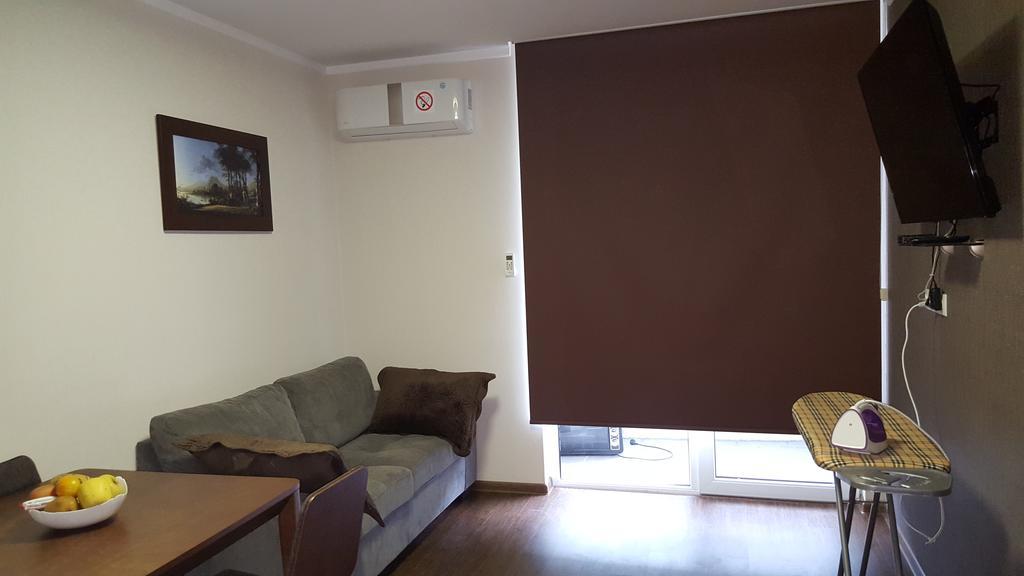 Mimino Apartment Deluxe First Line Batumi Bagian luar foto